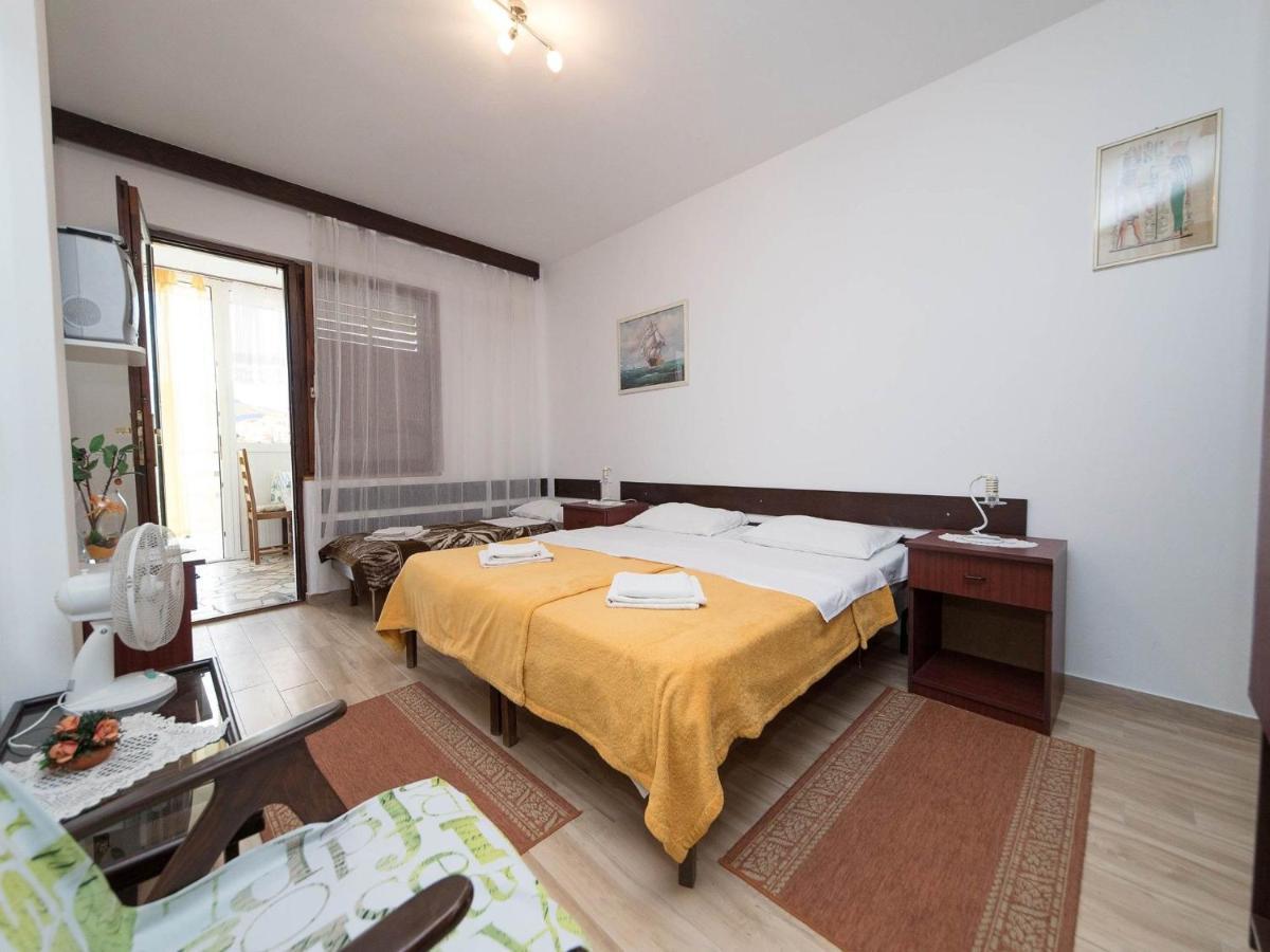Apartments Biserka Crikvenica Eksteriør bilde