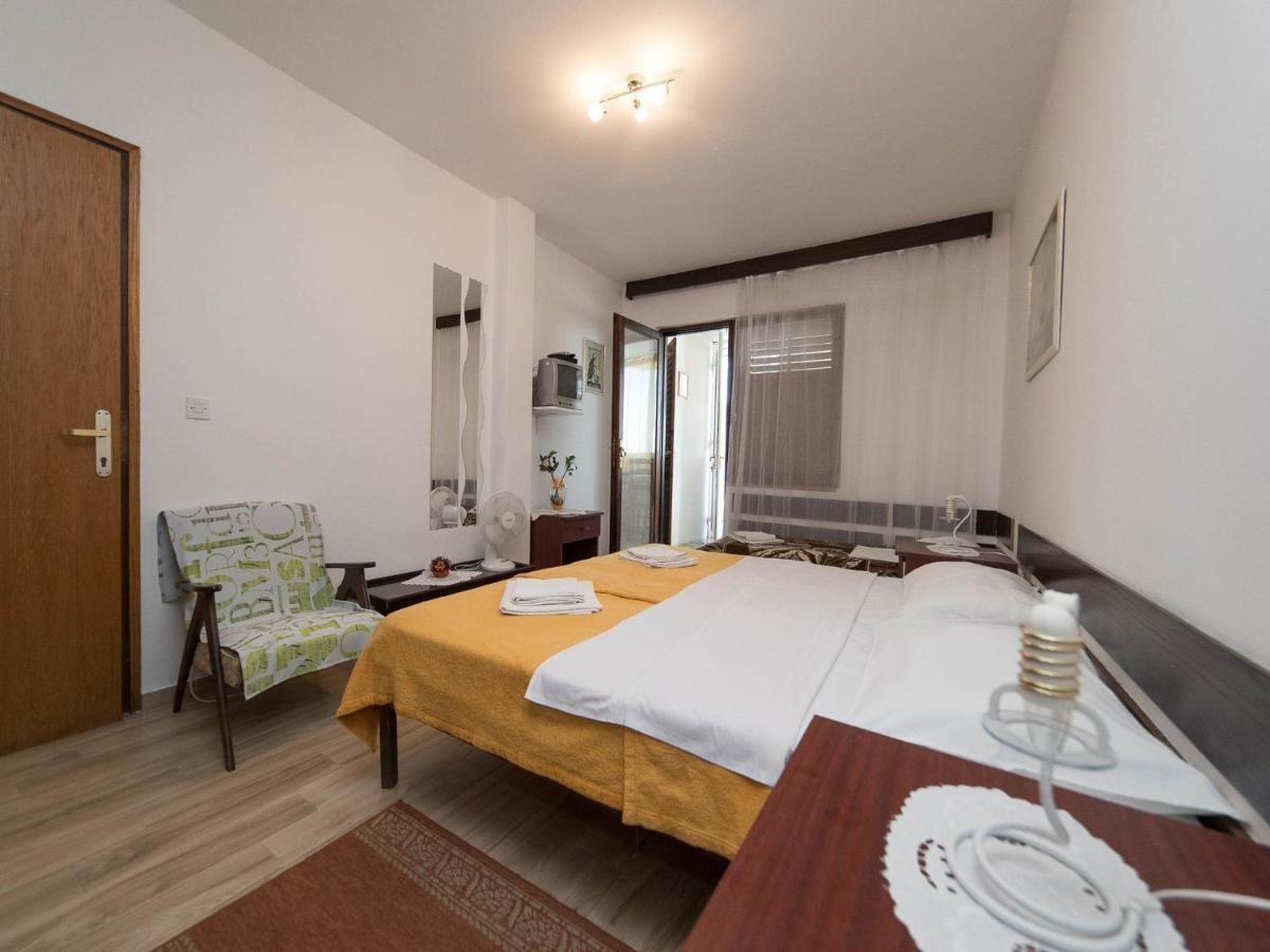 Apartments Biserka Crikvenica Eksteriør bilde